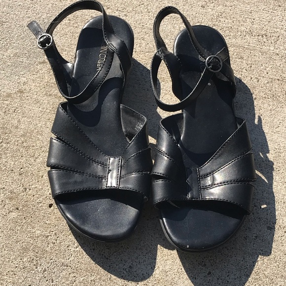 size 11 womens dress sandals